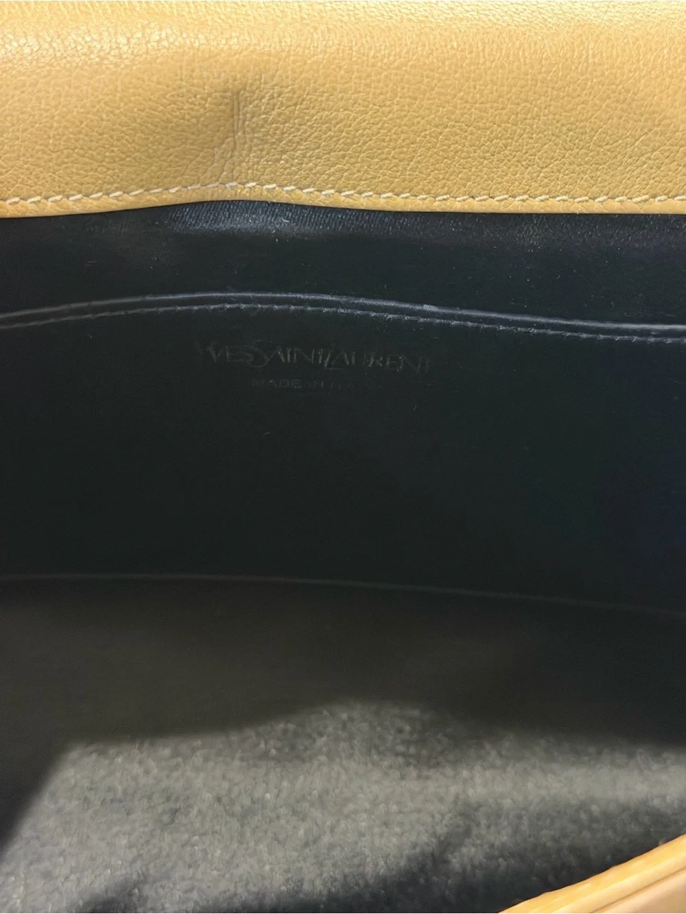 AuthenticYves Saint Laurent Clutch..gorgeous!